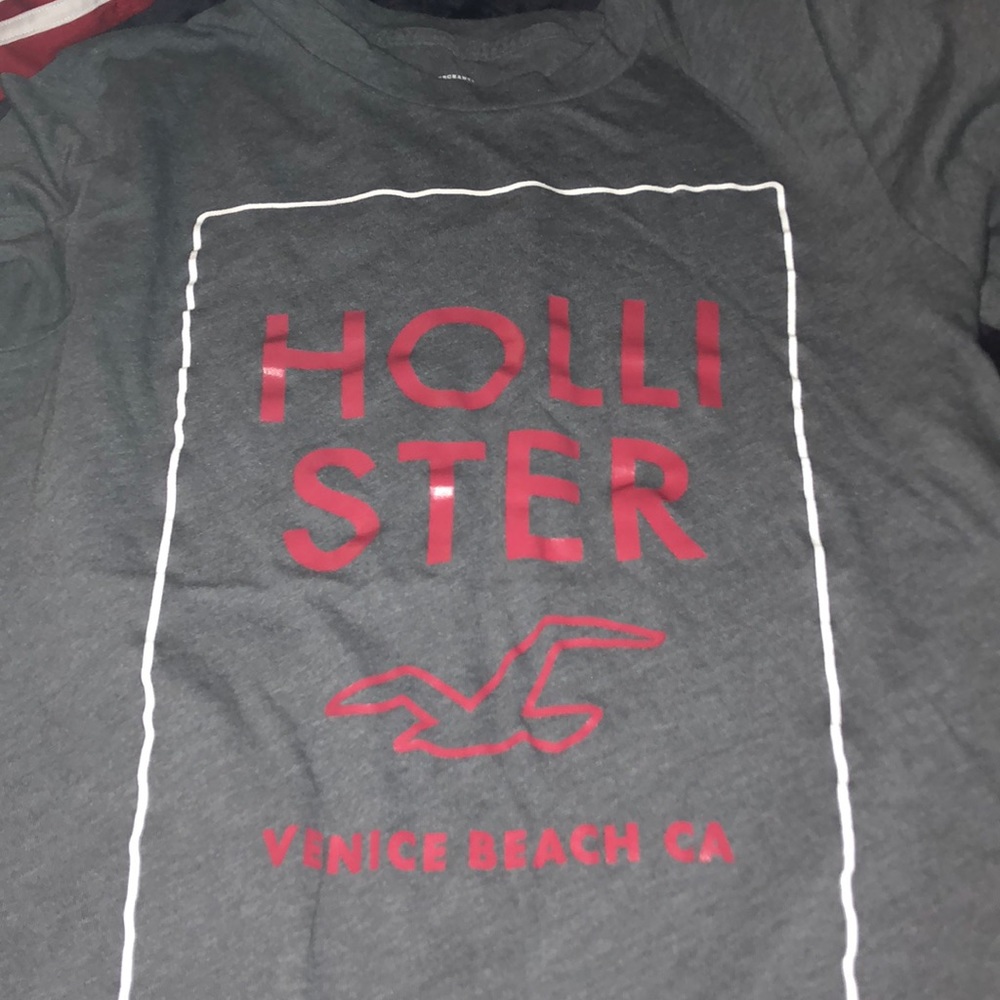 Hollister shirt